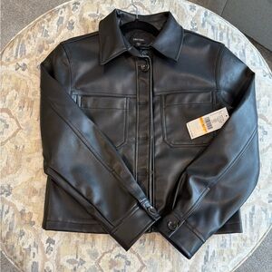 Women’s Karen Kane faux wild thing crop leather jacket in black size small